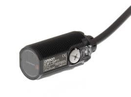E3F1-DN11 2M - OMRON INDUSTRIAL AUTOMATION - E3F1-DN11 2M - Photoelectric Sensor, 100 mm, NPN Open Collector, 100 mA Output, 10 VDC to 30 VDC