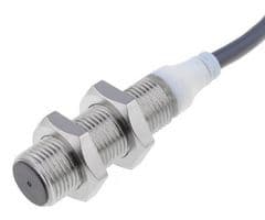 E2A-M12KS02-WP-B1 2M - OMRON INDUSTRIAL AUTOMATION - E2A-M12KS02-WP-B1 2M - Inductive Proximity Sensor, Cylindrical, 2 mm, M12, PNP / SPST-NO, PVC Pre-Wired