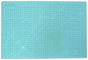 MP008310 - MULTICOMP PRO - MP008310 - Cutting Mat, A3, 300mm x 450mm x 3mm, Polyvinyl Chloride, Double Sided, Self-healing, Green