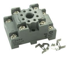 SR2P-05 - IDEC - SR2P-05 - Relay Socket, DIN Rail, Screw, 8 Pins, 10 A, 300 V, RR Series