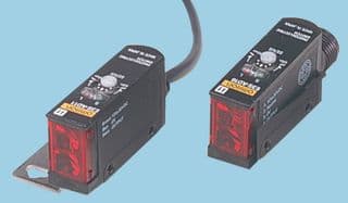 E3S-AR36 - OMRON INDUSTRIAL AUTOMATION - E3S-AR36 - Photoelectric Sensor, E3S-A Series, Built In Amplifier, Retroreflective, 2 m, PNP, 10 V to 30 V