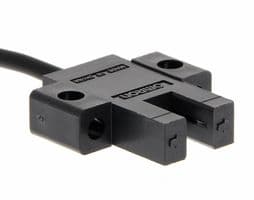 EE-SX670P-WR 1M - OMRON INDUSTRIAL AUTOMATION - EE-SX670P-WR 1M - Photoelectric Sensor, PNP Open Collector, 5 mm, 50 mA, 5 V to 24 V