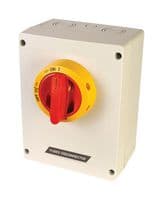 AU-KKVM332CC-YR - OMEGA - AU-KKVM332CC-YR - Fused Disconnect Switch, 30 A, 600 VAC, Yellow/Red Lockable Handle, 10x38 Midget/Class CC Fuses