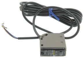 E3S-CL1 - OMRON INDUSTRIAL AUTOMATION - E3S-CL1 - Photoelectric Sensor, E3S-CL Series, Distance Settable, 200 mm, NPN / PNP, 10 V to 30 V