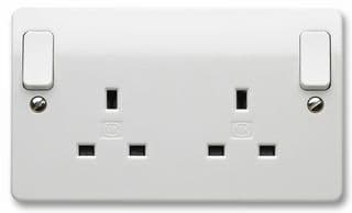 K2746CEWHI - HONEYWELL - K2746CEWHI - 2 Gang 13A DP Switched Plug Socket with Clean Earth